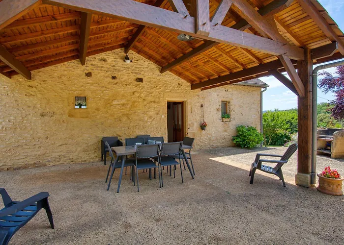 Les Pierres Chaudes Veyrignac